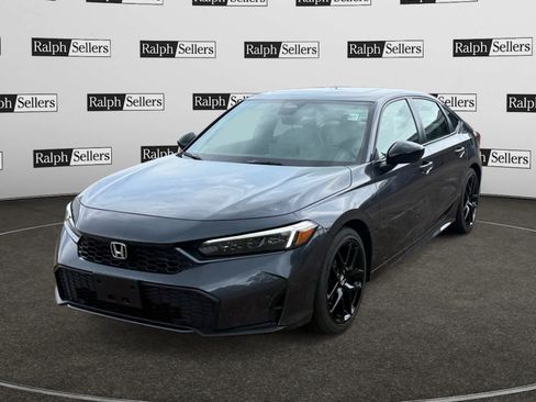 Used 2025 Honda Civic Sport image 2