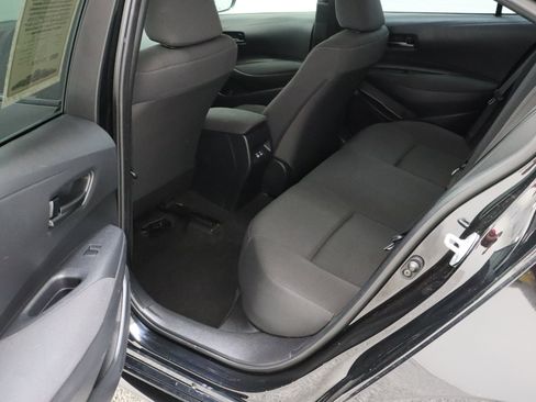 Used 2023 Toyota Corolla LE image 27