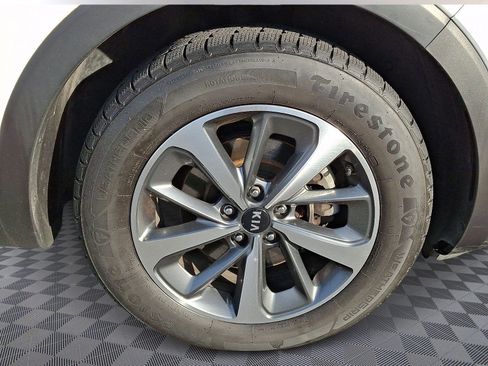 Used 2019 Kia Sorento EX image 7