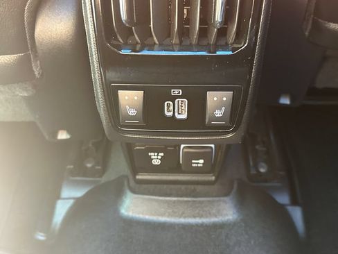 Used 2022 Jeep Compass Limited w/ Elite Group AWD/4WD image 22