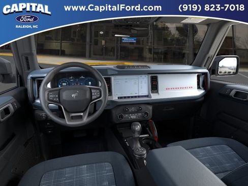New 2026 Ford Bronco Heritage Edition image 9