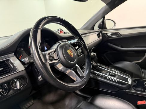 Used 2015 Porsche Macan Turbo AWD/4WD image 73