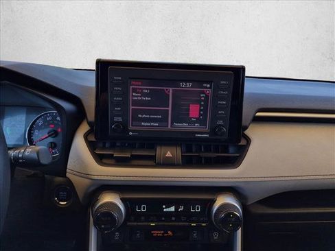 Used 2020 Toyota RAV4 XLE w/ XLE Grade Weather Package FWD image 10