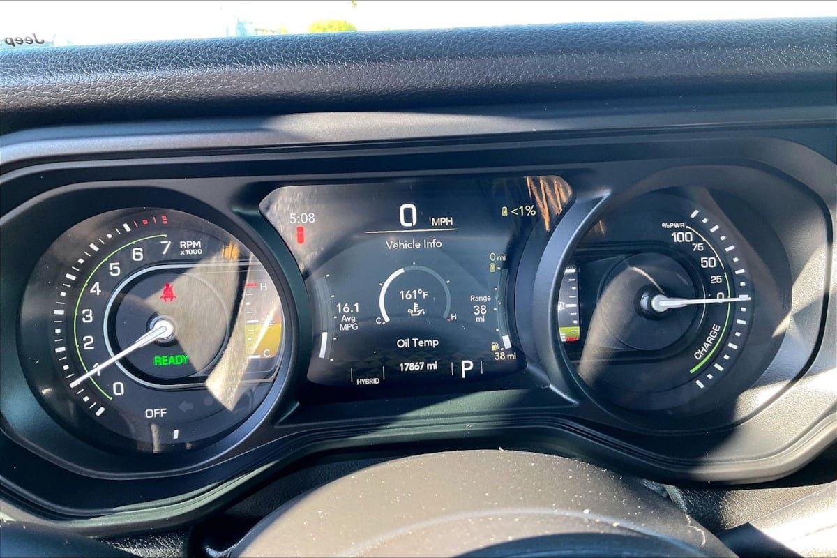 Used 2025 Jeep Wrangler Unlimited Sport S 4xe AWD/4WD image 17