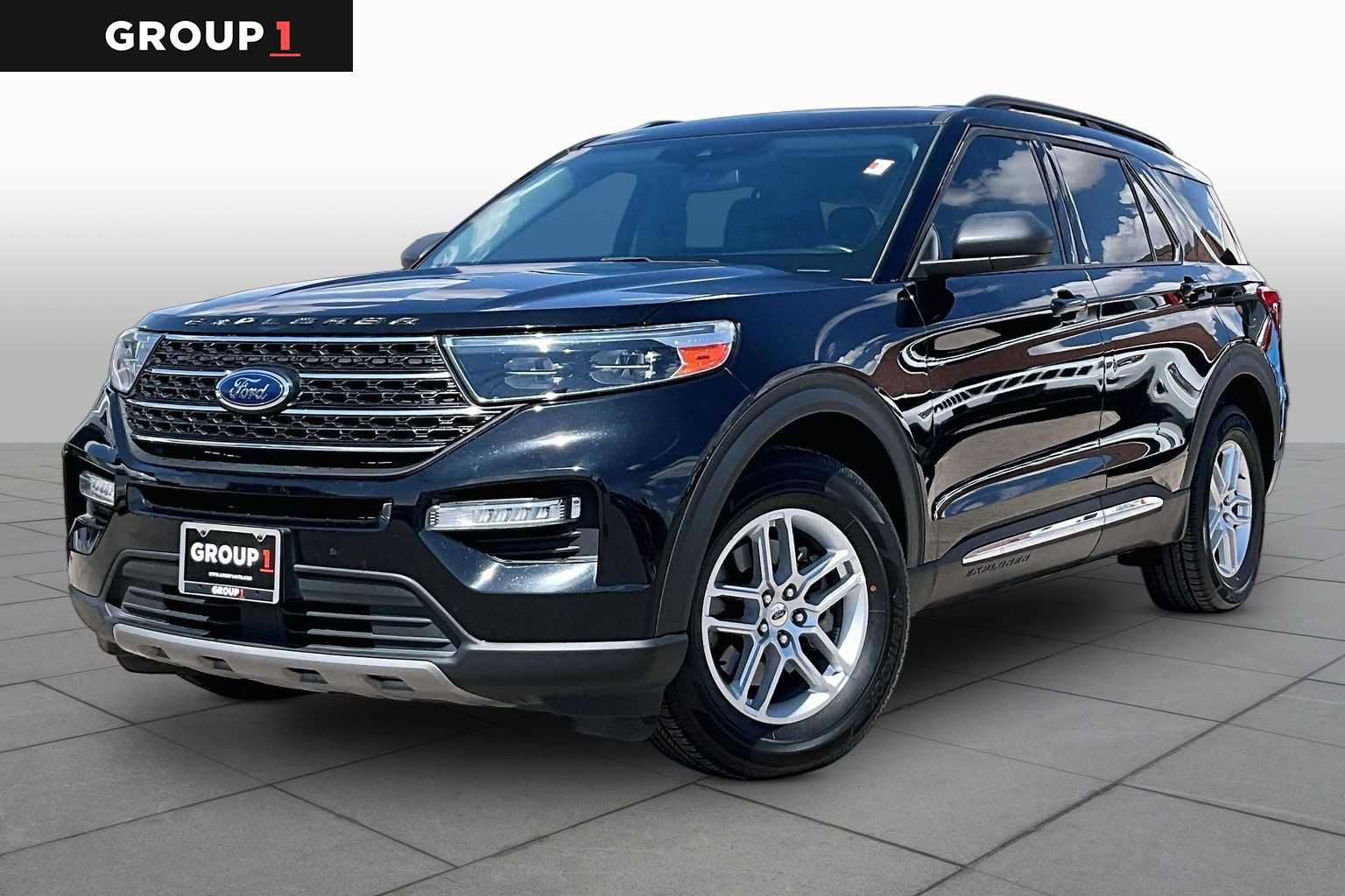 Used 2021 Ford Explorer XLT w/ Equipment Group 202A RWD image 1