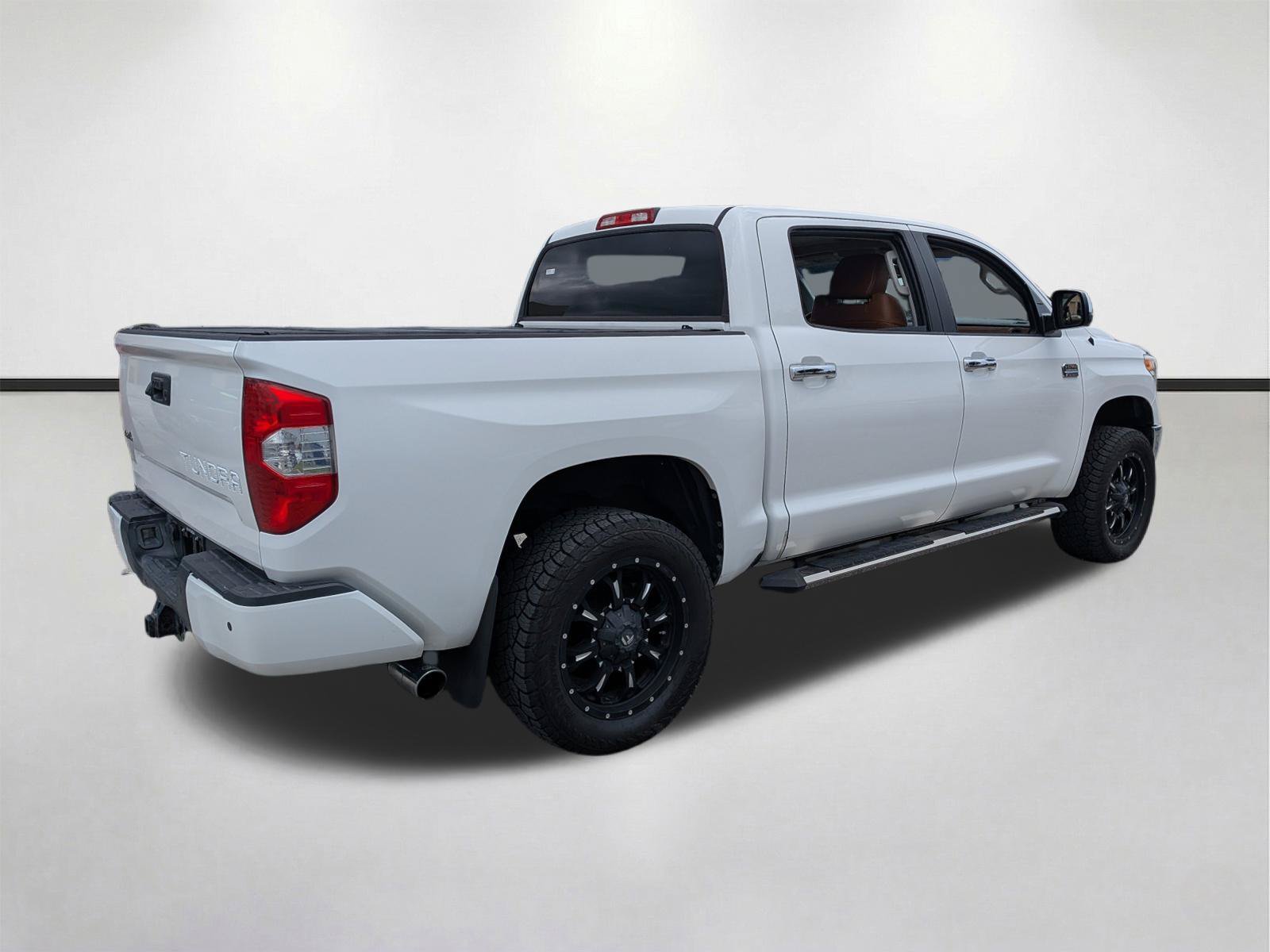 Used 2015 Toyota Tundra 1794 Edition AWD/4WD image 4