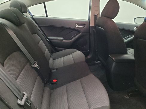 Used 2017 Kia Forte LX FWD image 19