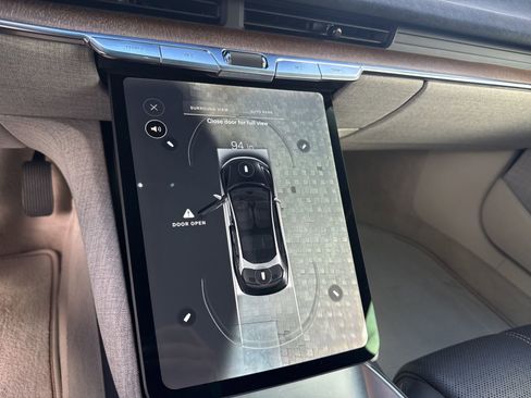 Used 2022 Lucid Air Grand Touring image 26