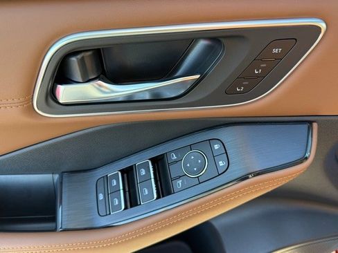 New 2026 Nissan Rogue Platinum w/ Tech Package image 11