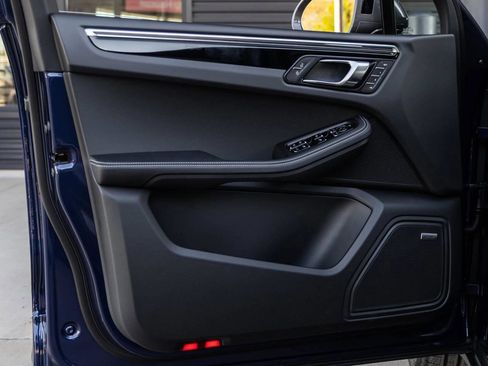 New 2026 Porsche Macan Turbo image 69