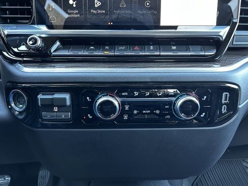 New 2026 GMC Sierra 1500 Elevation image 25