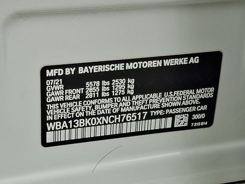 Used 2022 BMW M550i xDrive w/ Premium Package image 27