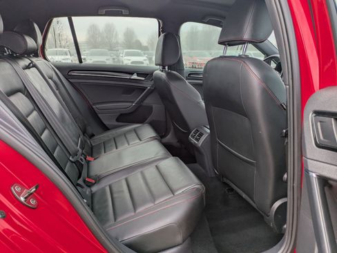 Used 2016 Volkswagen GTI SE w/ Driver Assistance Package image 24