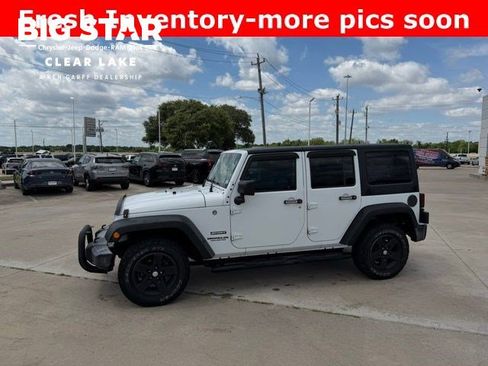Used 2017 Jeep Wrangler Unlimited Sport w/ Quick Order Package 24S AWD/4WD image 1