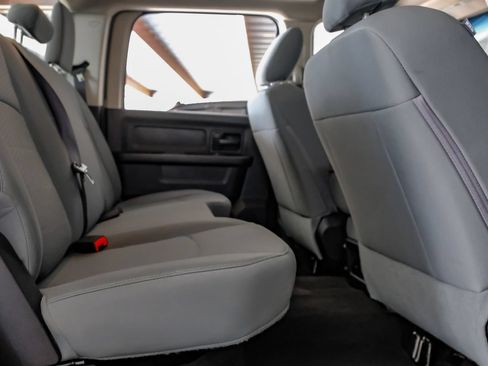 Used 2017 RAM 3500 Tradesman w/ Chrome Appearance Group AWD/4WD image 33