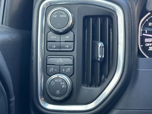 Used 2020 GMC Sierra 1500 SLE w/ X31 Off-Road Package image 29