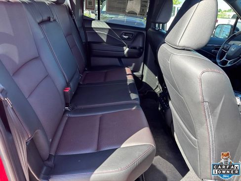 Used 2025 Honda Ridgeline Black Edition image 40