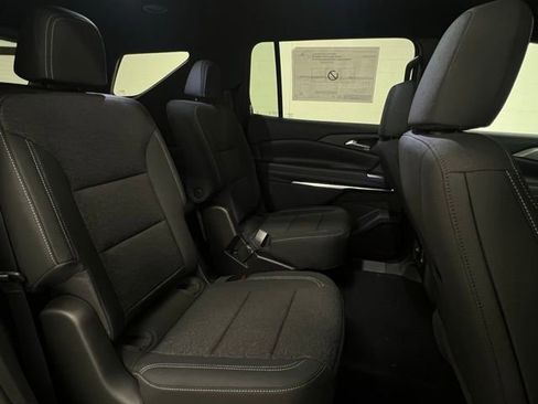 New 2026 Chevrolet Traverse LT w/ Driver Confidence Package AWD/4WD image 20