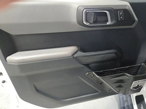 Used 2023 Ford Bronco Big Bend image 23