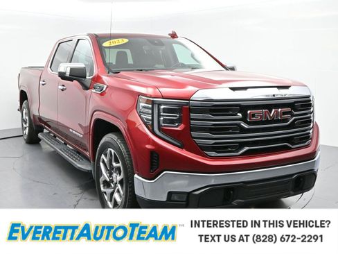 Used 2023 GMC Sierra 1500 SLT w/ SLT Convenience Package AWD/4WD image 1