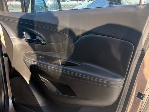 Used 2018 Buick Encore Preferred image 19