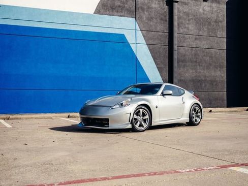 Used 2009 Nissan 370Z Coupe image 12