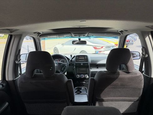Used 2005 Honda CR-V EX image 9