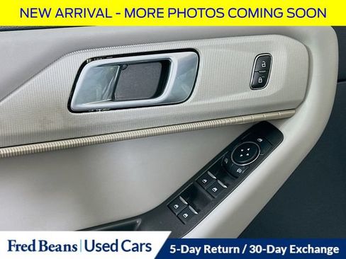 Used 2026 Ford Explorer Active w/ Active Comfort Package AWD/4WD image 18
