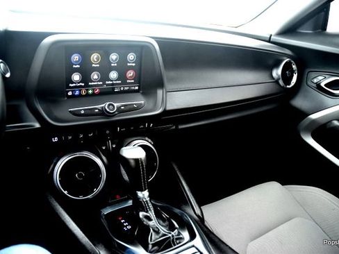Used 2023 Chevrolet Camaro LT RWD image 15