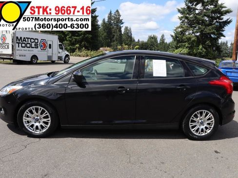 Used 2012 Ford Focus SE FWD image 5