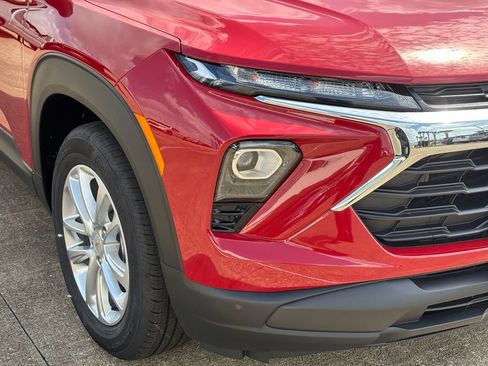 New 2026 Chevrolet TrailBlazer LS FWD image 5