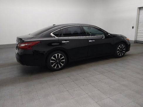 Used 2018 Nissan Altima 2.5 SL FWD image 10