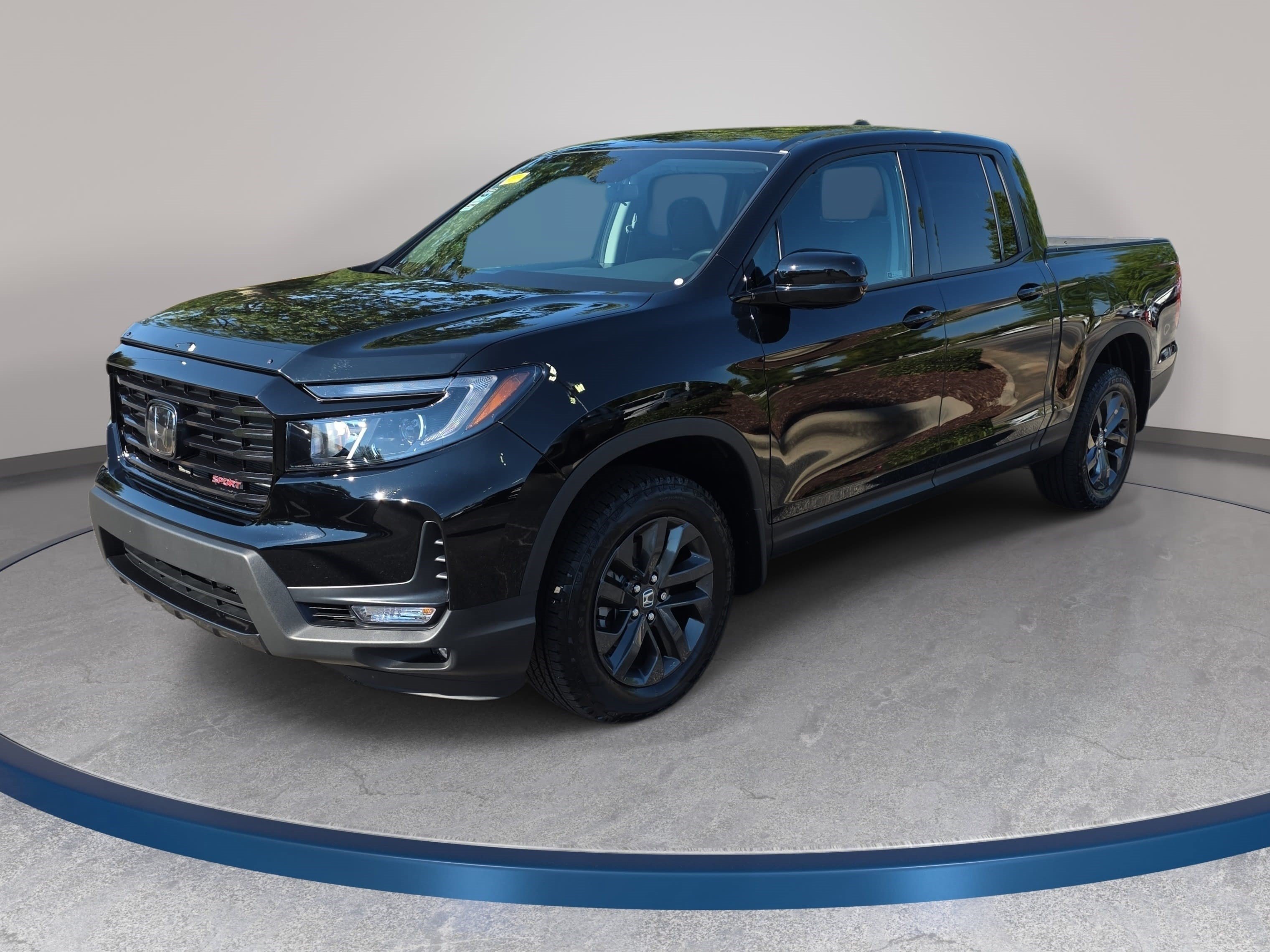Used 2023 Honda Ridgeline Sport image 1