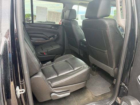 Used 2018 Chevrolet Suburban LT AWD/4WD image 16