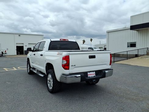 Used 2018 Toyota Tundra SR5 w/ SR5 Upgrade Package AWD/4WD image 6