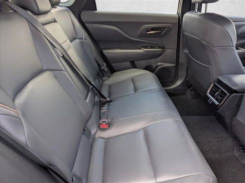 Used 2025 Toyota Crown Signia AWD/4WD image 29