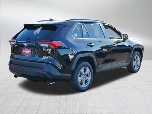 Certified 2025 Toyota RAV4 XLE image 7
