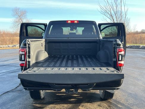 Used 2024 RAM 2500 Big Horn w/ Night Edition image 40