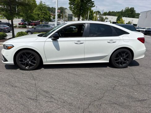 Used 2024 Honda Civic Sport image 4