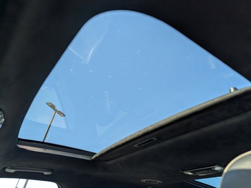 Used 2022 Hyundai Palisade Calligraphy image 10