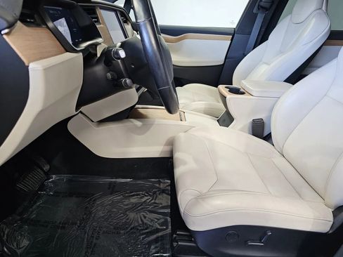 Used 2019 Tesla Model X AWD/4WD image 12