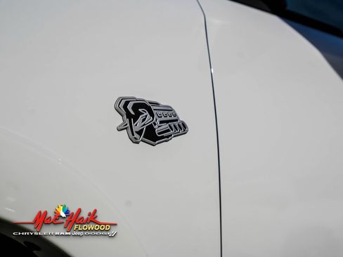 New 2026 RAM 1500 4x4 Crew Cab image 4