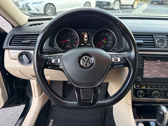 Used 2017 Volkswagen Passat 1.8T SE FWD image 25