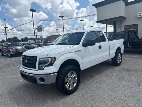 Used 2014 Ford F150 XL w/ Equipment Group 101A Mid AWD/4WD image 2