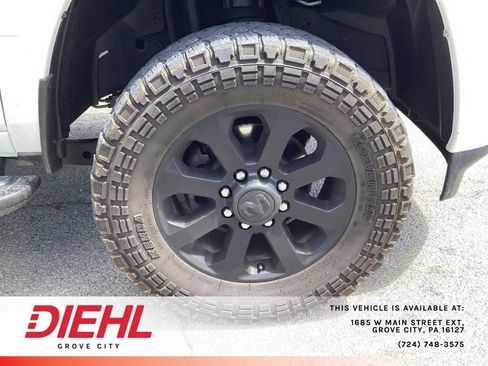 Used 2023 RAM 2500 Big Horn w/ Night Edition AWD/4WD image 9