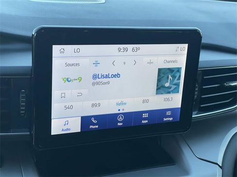 Certified 2022 Ford Explorer XLT w/ Equipment Group 202A image 15