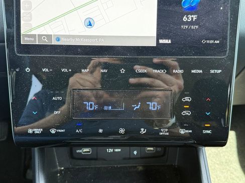 Used 2024 Hyundai Tucson Blue AWD/4WD image 32
