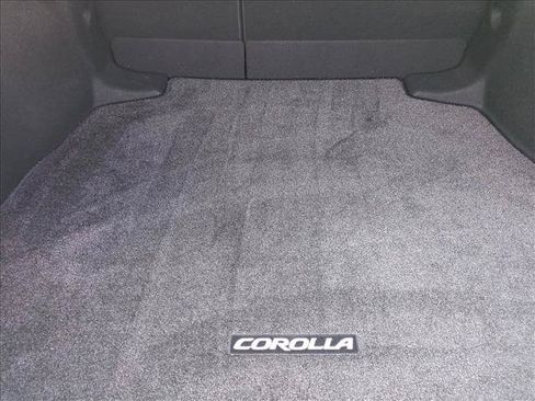 Used 2021 Toyota Corolla SE w/ Carpet Mat Package (TMS) FWD image 6