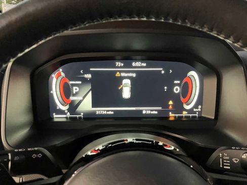 Used 2021 Nissan Rogue Platinum image 6