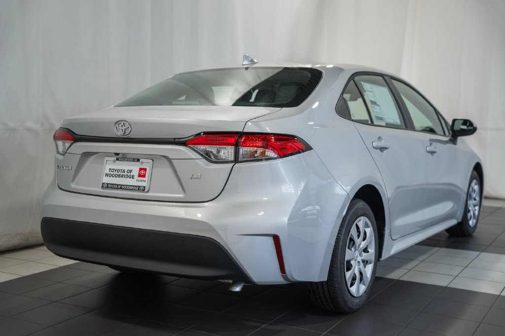 New 2027 Toyota Corolla LE FWD image 4